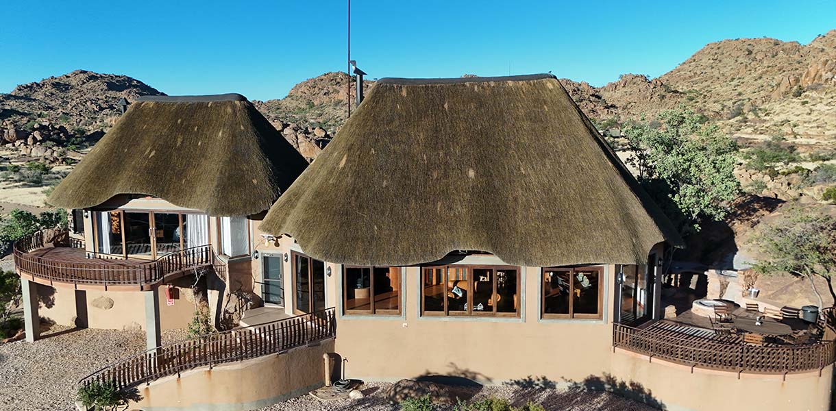Villa 5 Heading Image